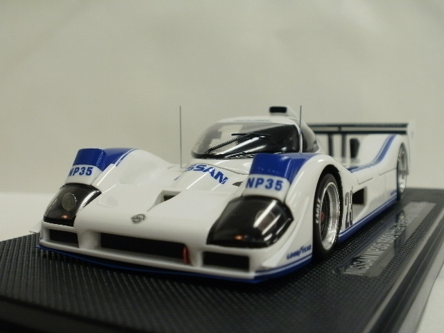 1/43 EBBRO NISSAN NP35 ミニカー