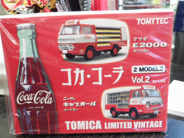 トミカリミテッドヴィンテージ　コカ・コーラ　２MODELS Vol.2