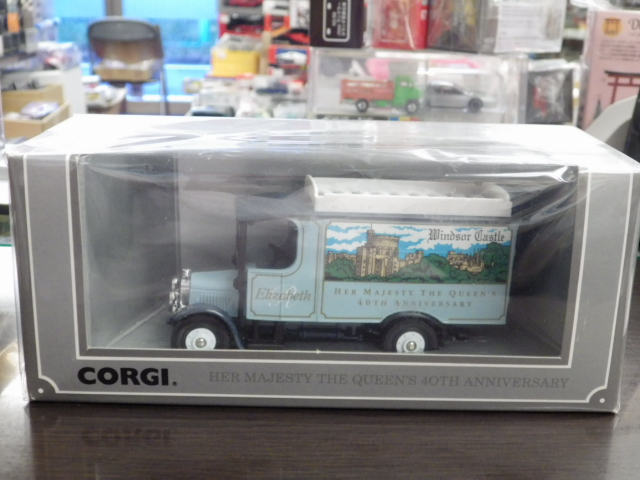 CORGI　WINDSOR　THORNYCROFT　VAN