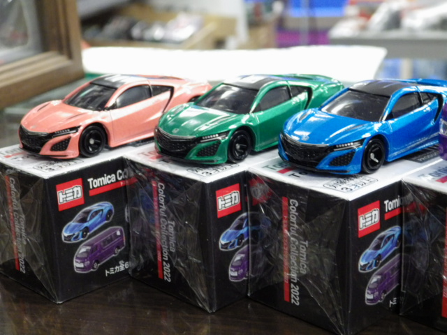 BOX開封で配列チェック！トミカ カラフルコレクション2022 全6種 特殊カラーのトヨタ ハイエース & ホンダ NSX  シークレットスペシャルカラーも☆セブンイレブン限定