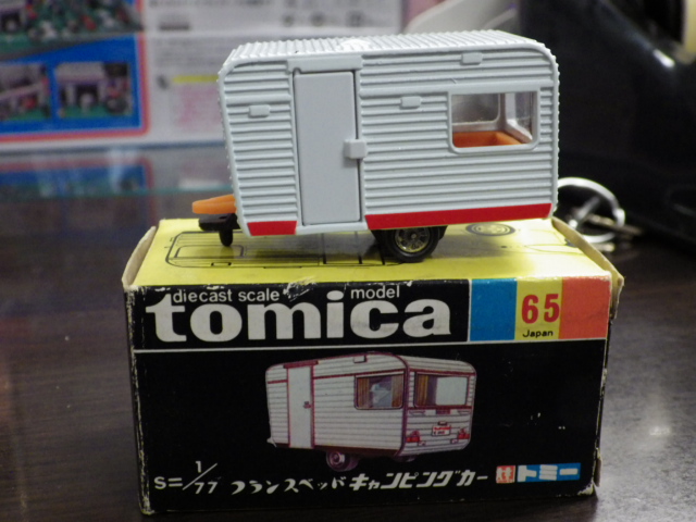 Amazon.co.jp: トミカ No.65 フランスベッド キャンピングカー