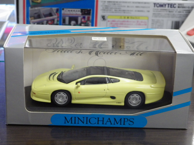 1/43 ߥ˥ץ㥬XJ220 ڥ