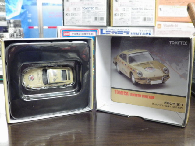 トミカリミテッドヴィンテージ　　　ポルシェ911  （グレー）