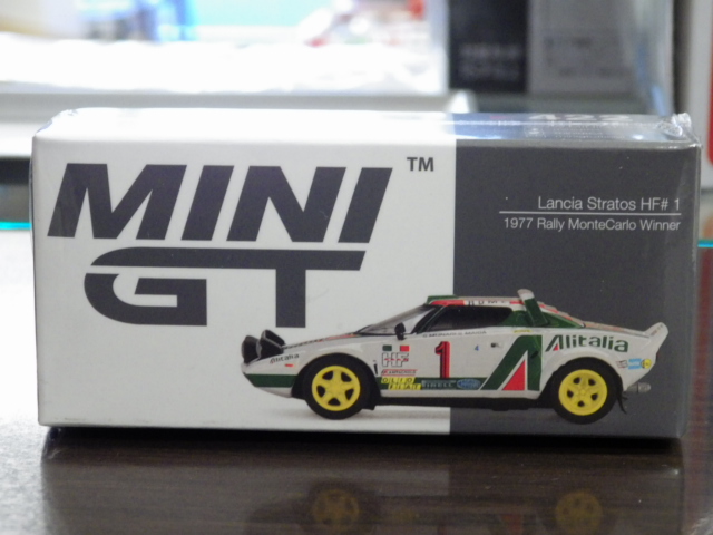 1/64 MINIGT 422 ランチア ストラトス HF ＃1 1977 Rally MonteCarlo Winner (LHD)