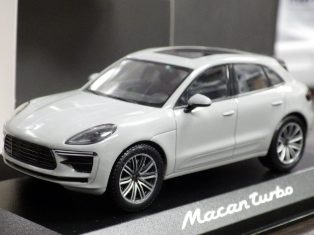 1/43 ߥ˥ץǥ顼ʡMacan turbo