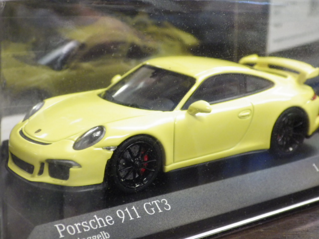 1/43 ミニチャンプス　ポルシェ　911 GT3 2013 【イエロー】