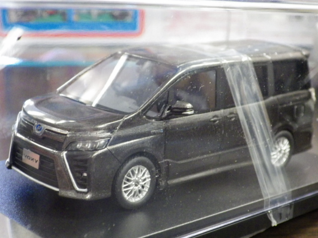 ミニカーショップグローバル - 1/43 ハイストーリー トヨタ ヴォクシー