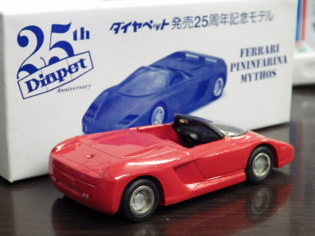 1/43 ダイヤペット　ダイヤペット発売25周年記念モデル　フェラーリ　ピニンファリーナ　ミトス【レッド】