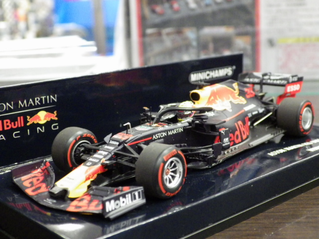 ミニカーショップグローバル - 1/43 ミニチャンプス レッドブル 