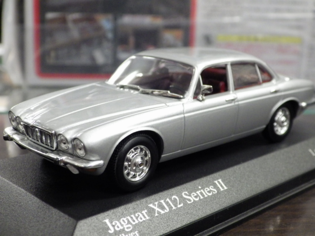 1/43 ߥ˥ץ 㥬 XJ12 ꡼ 1975ڥС