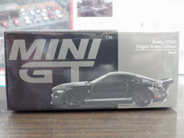 1/64 MINI GT 575 シェルビー GT500 ドラゴンスネーク コンセプト (Black) 【左ハンドル仕様】