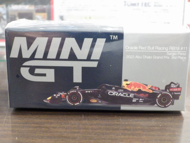 1/64 MINI GT 538åɥ֥ 졼 RB18 2022 ֥GP3 S.ڥ쥹 #11