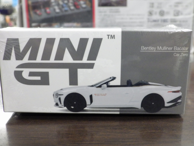 1/64 MINI GT 544 ベントレー マリナー バカラル カーゼロ 左ハンドル