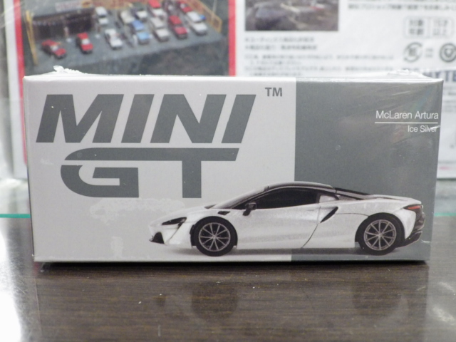 1/64 MINI GT 582 ޥ顼 Artura С ںϥɥ͡