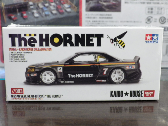 1/64MINI GT KHMG 093日産 スカイライン GT-R R34 THEホーネット 右ハンドル仕様