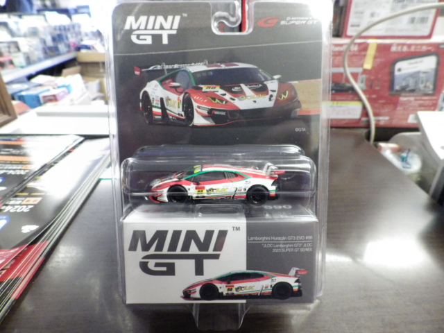 1/64 MINI GT 690 日本限定 ランボルギーニ ウラカン JLOC Lamborghini GT3 EVO SGTシリーズ 2023 #88 左ハンドル仕様 1/64 MINI GT 690 日本限定 ランボルギーニ ウラカン JLOC Lamborghini GT3 EVO SGTシリーズ 2023 #88 左ハンドル仕様