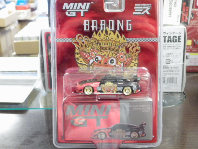 1/64 MINI GT651 LB-Silhouette WORKS GT  35GT-RR BARONG ϥɥ