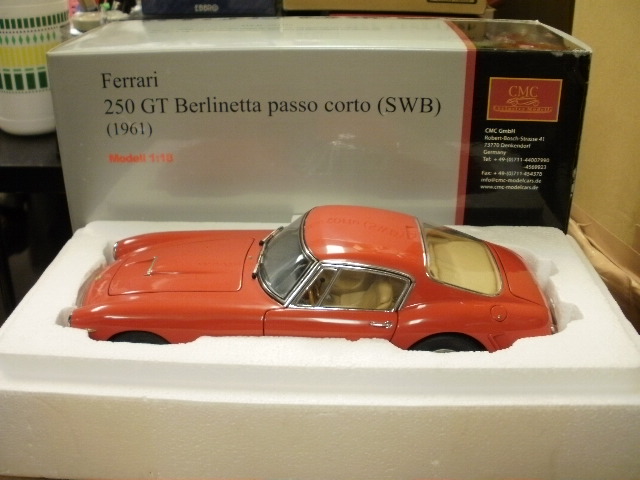 1/18 CMC　フェラーリ　250GT　ベルリネッタ　SWB　1961