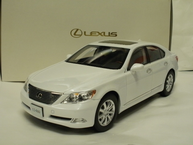 1/18 Υ֡쥯LS460 ڥۥ磻ȡ