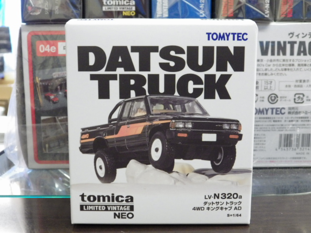 1/64 トミカリミテッドヴィンテージNEO LV-N320a ダットサン トラック 4WD キングキャブ AD 【黒】
