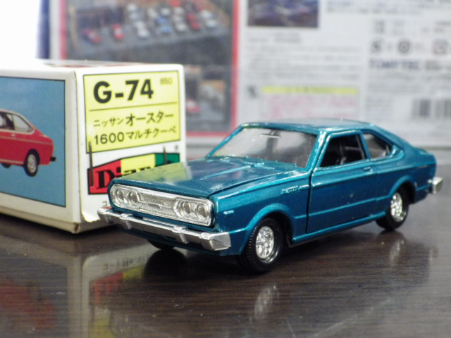 1/40 ダイヤペット G-74 ニッサン　オースター 1600マルチクーペ 【メタブルー】