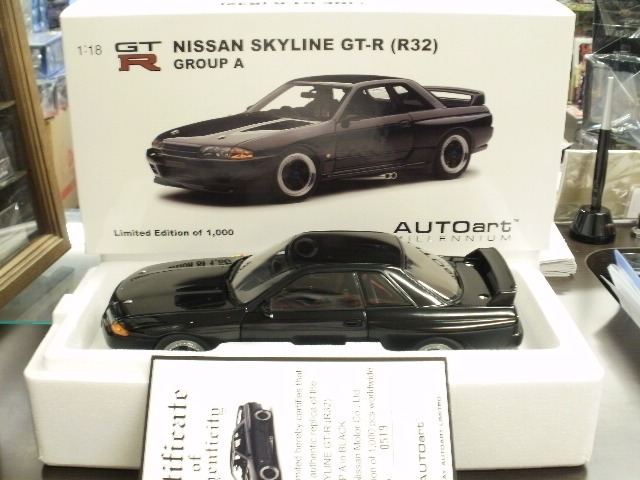 1/18 ȥȡ˥å󡡥饤GT-R(R32) GROUPAڥ֥å