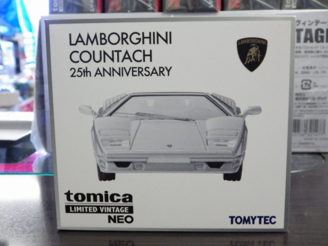1/64 トミカリミテッドヴィンテージNEO ランボルギーニ カウンタック 25th アニバーサリー 【銀】 1/64 トミカリミテッドヴィンテージNEO ランボルギーニ カウンタック 25th アニバーサリー 【銀】
