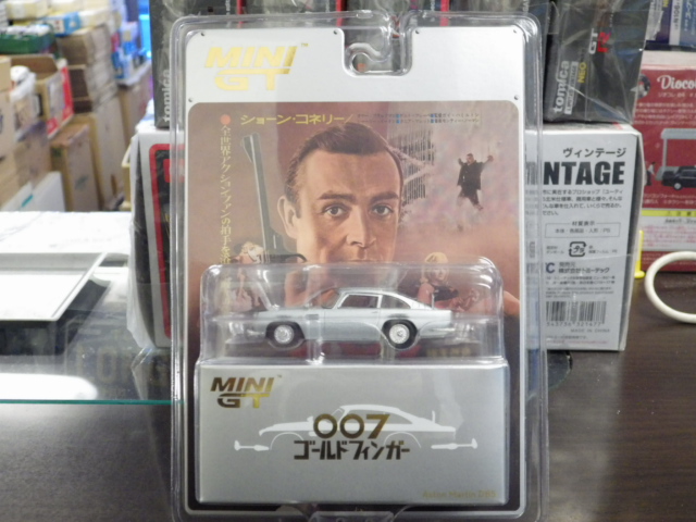 1/64 MINI GT00900-007J アストンマーチン DB5 ゴ ールドフィンガー 日本限定パッケージ 1/64 MINI GT00900-007J アストンマーチン DB5 ゴ ールドフィンガー 日本限定パッケージ