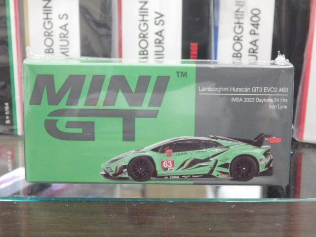 1/64 MINI GT 813 ランボルギーニ ウラカン GT3 EVO2 #63 IMSA 2023 左ハンドル仕様