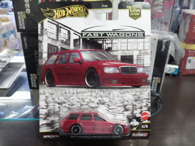 Hotwheels PREMIUM メルセデス ベンツ E36 AMG 【赤メタ】 Hotwheels PREMIUM メルセデス ベンツ E36 AMG 【赤メタ】