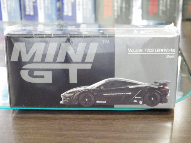 1/64 MINI GT 777 マクラーレン 720S LB Works ブラック 右ハンドル仕様 1/64 MINI GT 777 マクラーレン 720S LB Works ブラック 右ハンドル仕様