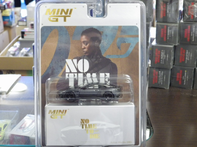1/64 MINI GT アストンマーチン DBS No TIME To DIE 2021 日本限定パッケージ 1/64 MINI GT アストンマーチン DBS No TIME To DIE 2021 日本限定パッケージ