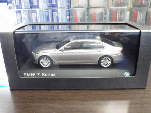 1/43 BMW BMW 7꡼  Cashmir silver