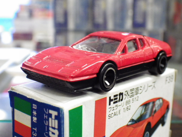 トミカ F39 フェラーリ BB512 【ワイドホイール レッド×ブラック】 トミカ F39 フェラーリ BB512 【ワイドホイール レッド×ブラック】