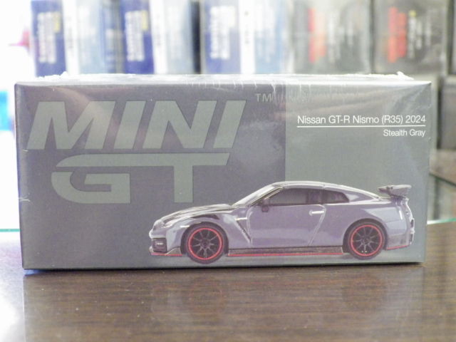 1/64 MINI GT 868 日産 GT-R Nismo 2024 NISMO ステルスグレー 右ハンドル仕様 1/64 MINI GT 868 日産 GT-R Nismo 2024 NISMO ステルスグレー 右ハンドル仕様