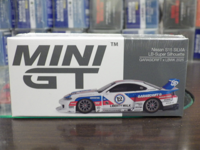 ��1/64 MINI GT 1022 ���� LB-Super Silhouette ����ӥ� S15 GARASIDRIFT x LBWK 2025 ���ϥ�ɥ����