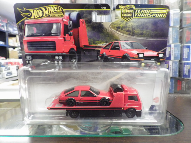 Hotwheels PREMIUM トヨタ AE86 スプリンター トレノ&FLEET STREET Hotwheels PREMIUM トヨタ AE86 スプリンター トレノ&FLEET STREET