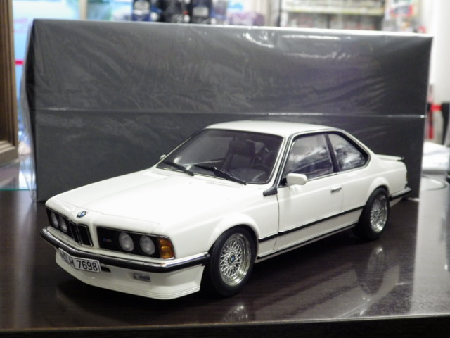 1/18 ȥȡǥ顼ȢBMW M 635 CSi ڥۥ磻ȡ