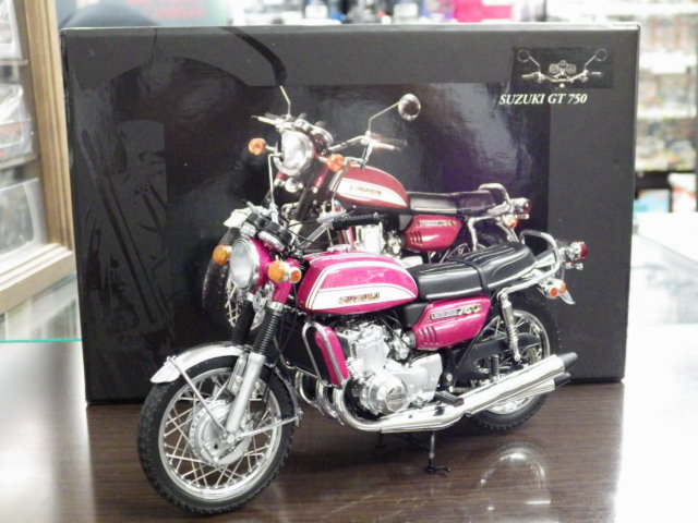 1/12 ߥ˥ץGT750 1973 ڥǥ٥