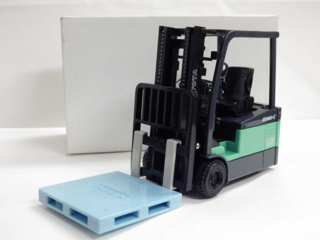 ミニカーショップグローバル - 1/23 トヨタ フォークリフト GENEO-E