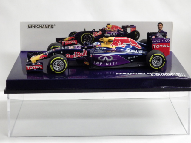 1/43 ߥ˥ץե˥ƥåɥ֥롡RB11 D.RICCIARDO2015