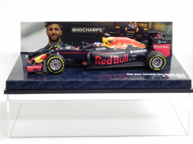 1/43 ߥ˥ץåɥ֥롡TAGHEUERRB12 D.RICCIARDO2016