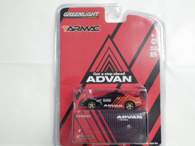 1/64 グリーンライト　TARMAC　ニッサン　GT-R　R35 【ADVAN】