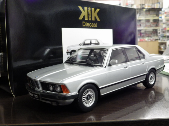 1/18 KK ScaleBMW 733i ڥС