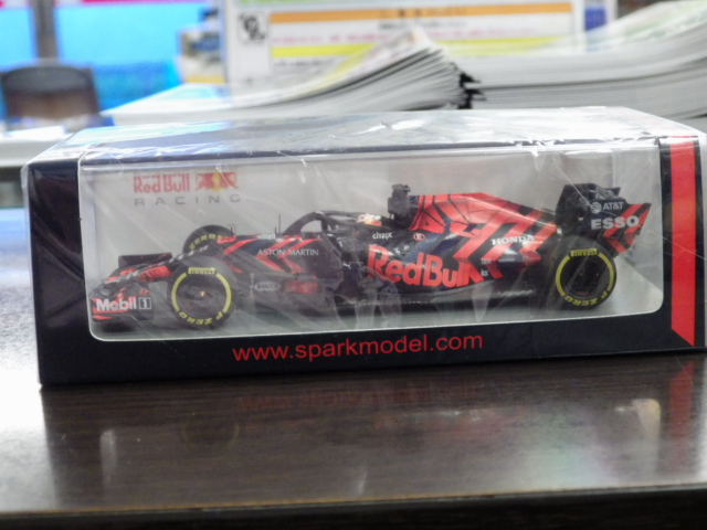 1/43 ѡȥޡ󡡥åɥ֥졼󥰡RB15 Сȡ󥷥2019