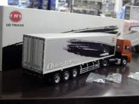 ah11858.JPG