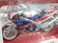 ah13800.JPG