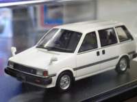 1/43 �n�C�X�g�[���[�@�j�b�T���@�v���[���[1982 �y�z���C�g�z