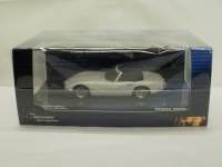 1/43 ~j`vX@{hRNV@g^@2000GT