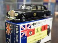 g~J F6 i [XCX t@g Yye z